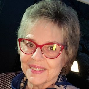 Meet your Posher, Brenda
